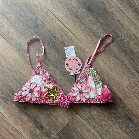 EastNWest Label UO Exclusive Sequin Bralette- Small - Picture 2 of 6